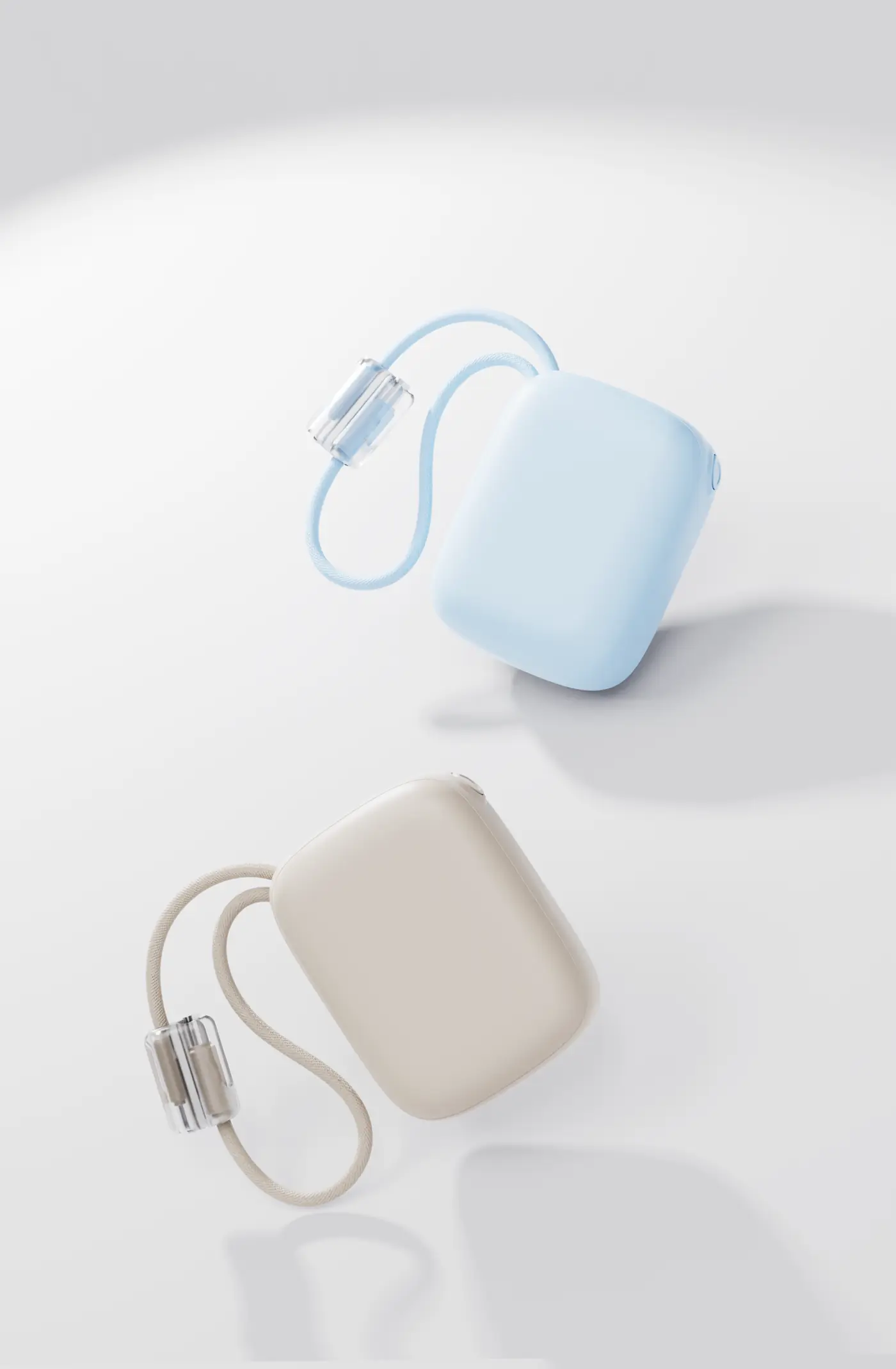 CH46 Dual-Line Power Bank — product photo 3 of 18