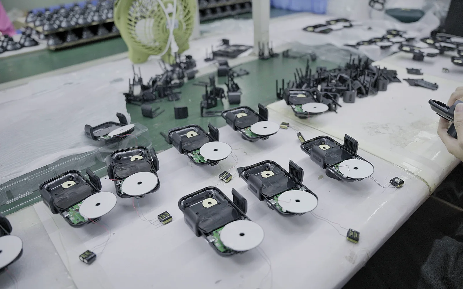Precision Assembly Workstation